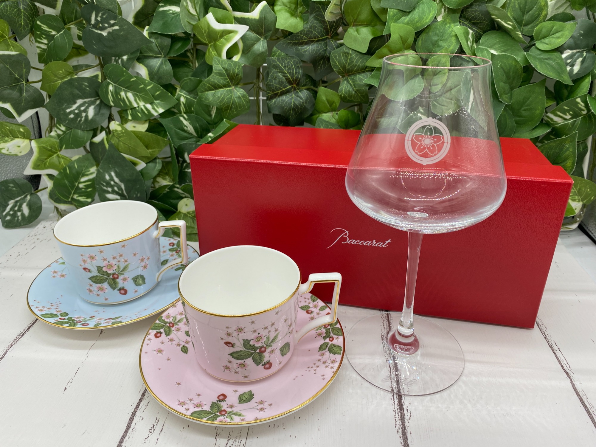 【希少】ウェッジウッド　ディズニーランド 大人気ブランド！！】WedgwoodとBaccaratの新入荷アイテムをご