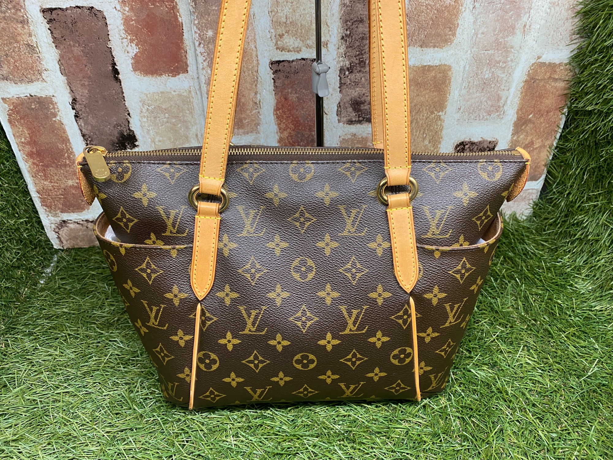 (90)LV CHANEL COACH ヴィトン コーチ ケイタマルヤマ シャネル 財布 キーケース カードケース コインケース 14点まとめて 中古　 □コーチのバッグやルイヴィトンの財布など買い取らせていただきました