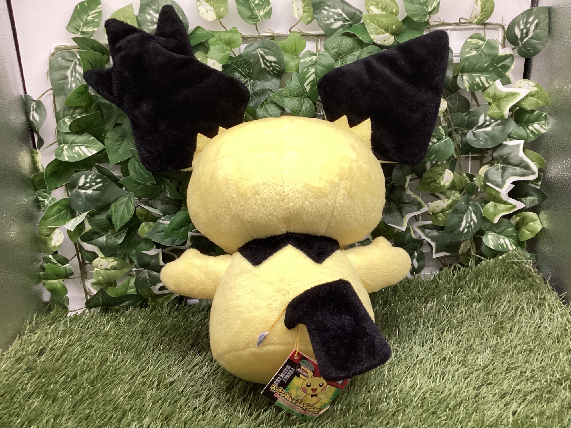 希少　レア　ピカチュウ　BIG ぬいぐるみ 初代 身長（40cm) 希少 ピカチュウぬいぐるみ大 - メルカリ