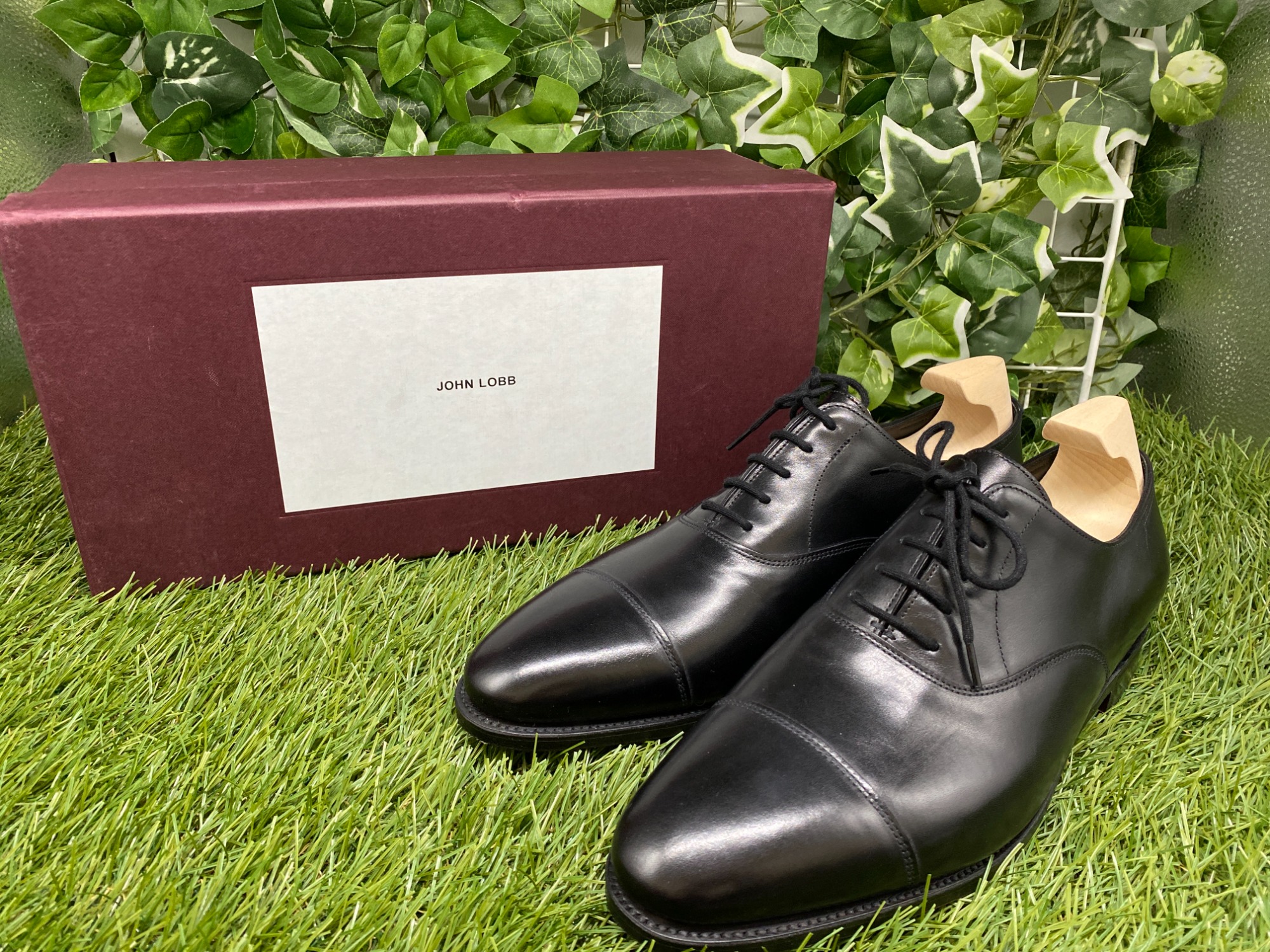革靴の王様】JOHN LOBB 【ジョンロブ】のレザーシューズが新入荷しま