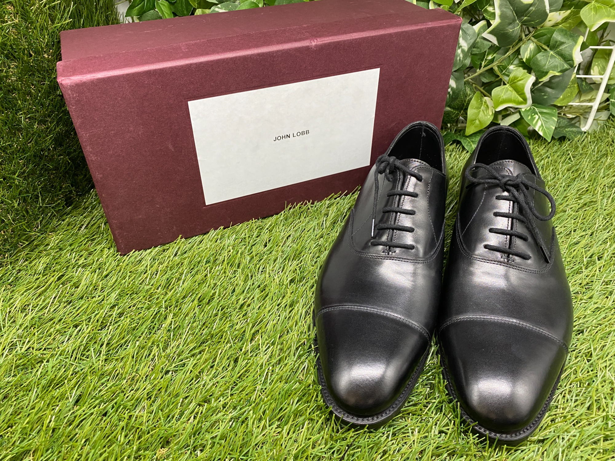 革靴の王様】JOHN LOBB 【ジョンロブ】のレザーシューズが新入荷しま