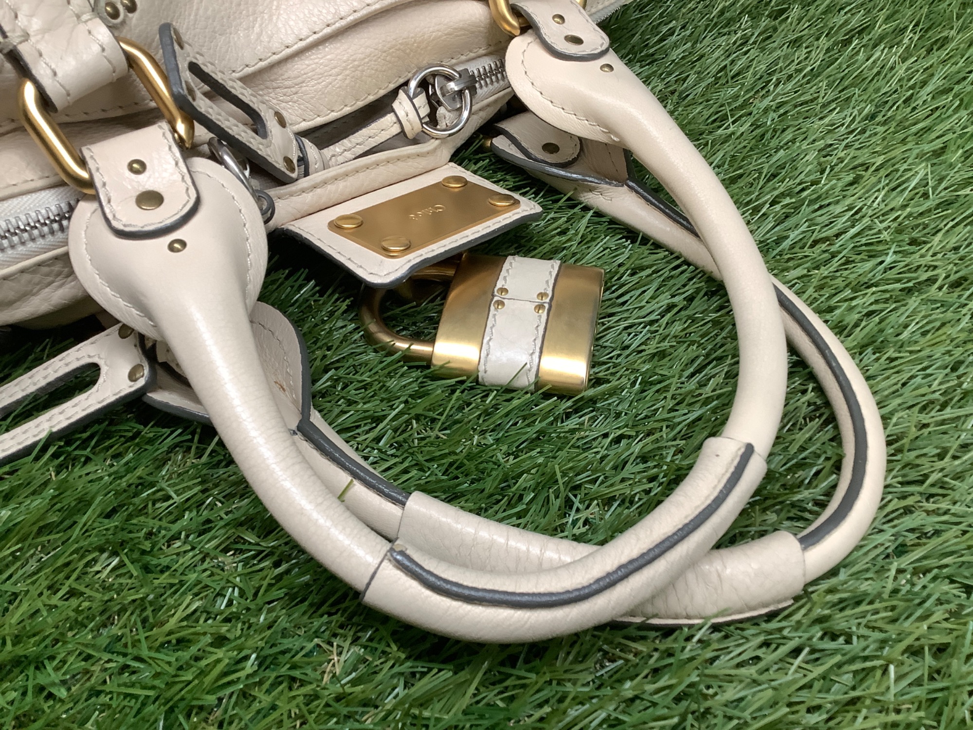 新商品!! Chloe(クロエ)の人気のパディントンのご紹介です 新商品!! Chloe(クロエ)の人気のパディントンのご紹介です