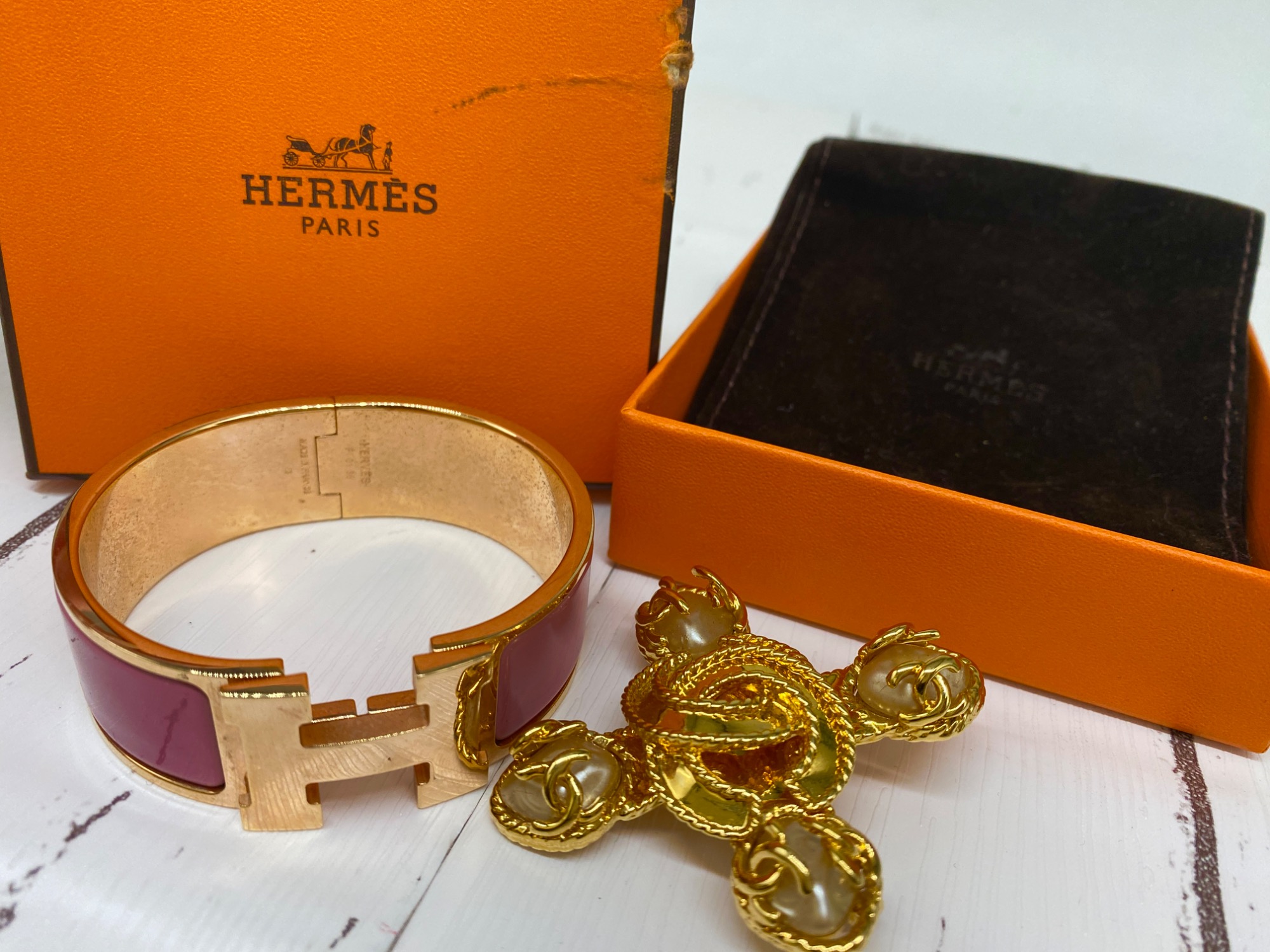 買取強化中】HERMES(エルメス)・CHANEL(シャネル)のアクセサリーのご