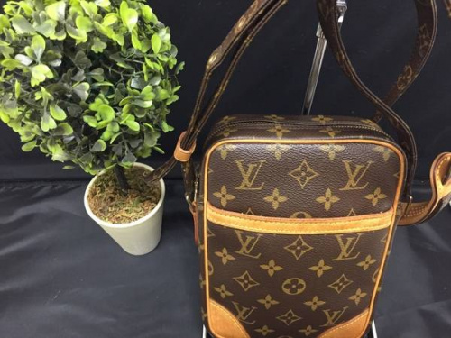 バッグの東大阪ブランド