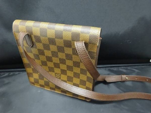 バッグの東大阪ブランド