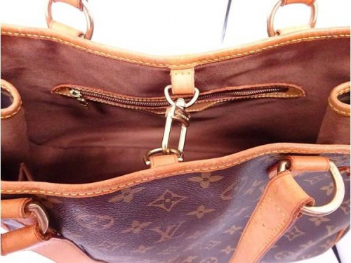 ルイヴィトン(LOUIS VUITTON)の東大阪ブランド
