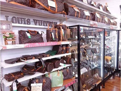ルイヴィトン（LOUIS VUITTON）の東大阪ブランド
