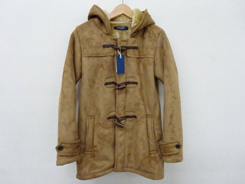 レディースファッションのダッフルコート