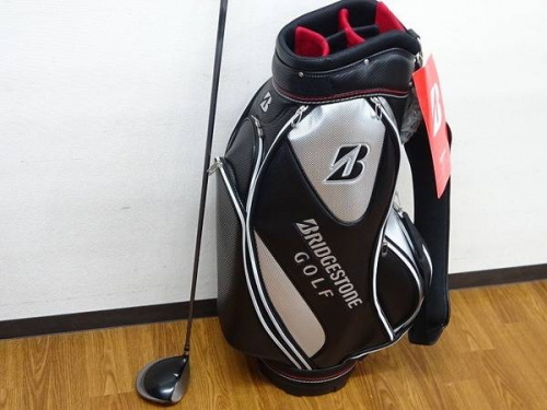 スポーツ用品のゴルフ