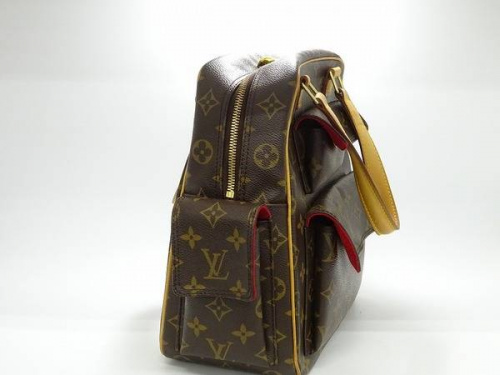 バッグの東大阪ブランド