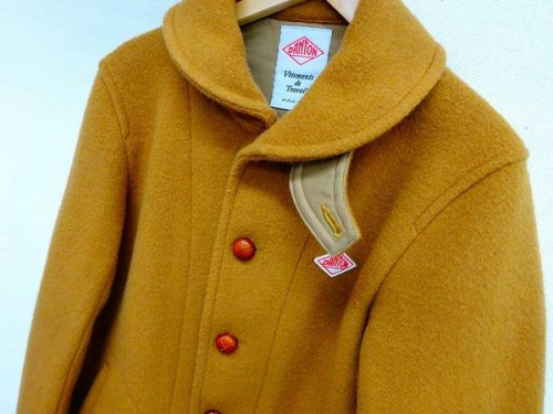 ジャケットのDANTON
