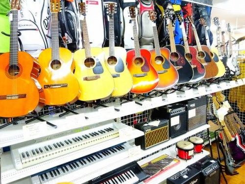 東大阪楽器のインテリア