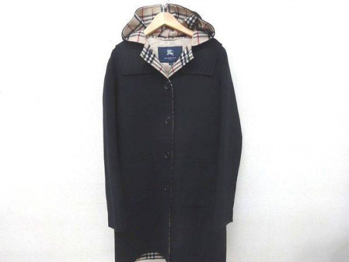 コートのバーバリー(BURBERRY)