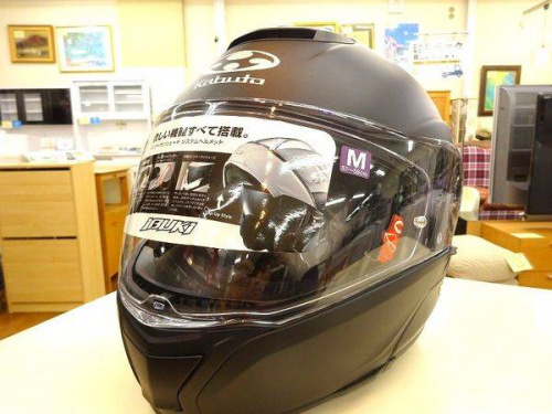 スポーツ用品のヘルメット