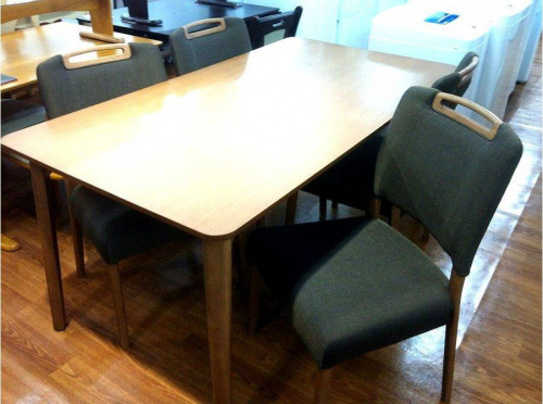 家具・インテリアのダイニング