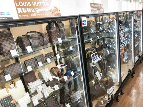 ´ØÀ¾¤Î¥ë¥¤¥ô¥£¥È¥ó¡ÊLOUIS VUITTON¡Ë