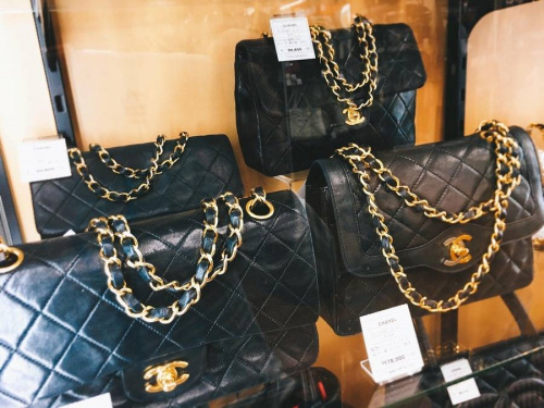 CHANEL