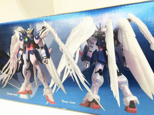 プラモデルのガンダム