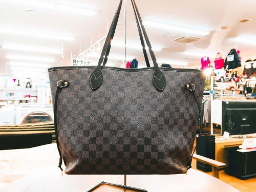 ´ØÀ¾¤Î¥ë¥¤¥ô¥£¥È¥ó¡ÊLOUIS VUITTON¡Ë