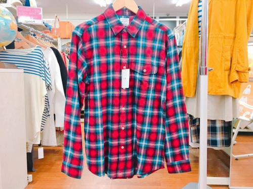 レディースファッションの東大阪 衣類