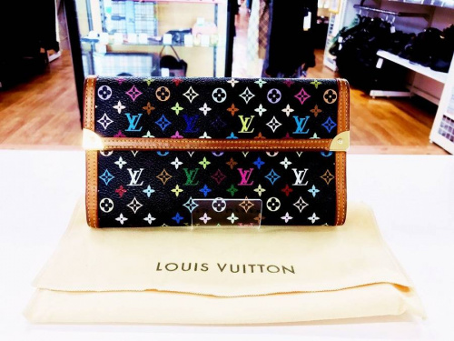 Âçºå»Ô¡¡Çã¼è¤Î¥ë¥¤¥ô¥£¥È¥ó¡ÊLOUIS VUITTON¡Ë
