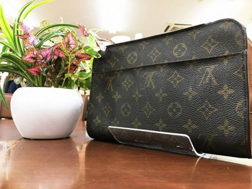 Âçºå»Ô¡¡Çã¼è¤Î¥ë¥¤¥ô¥£¥È¥ó¡ÊLOUIS VUITTON¡Ë