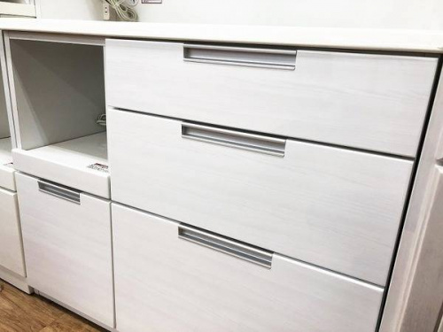 関西の東大阪家具