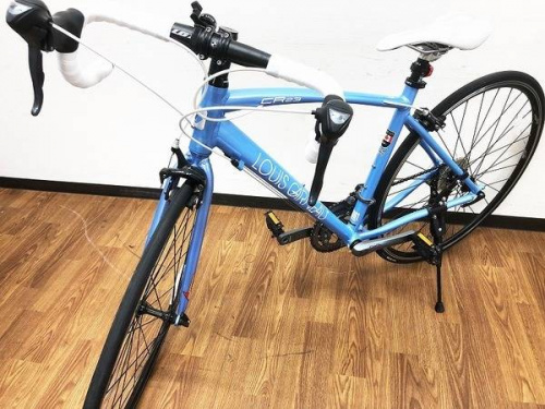 スポーツ用品の自転車