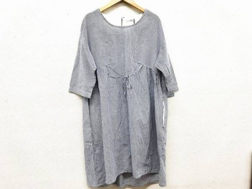 ワンピースの東大阪店　衣類