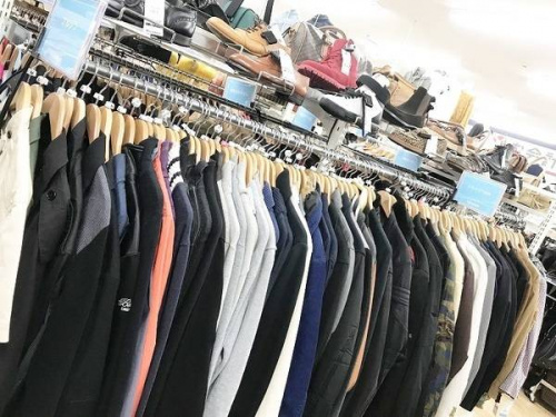 秋冬衣類　買取　大阪の服　買取　東大阪