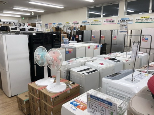 じめじめシーズンもこれで解決！高年式！CORONA除湿機入荷いたしました