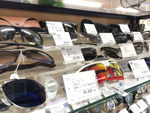 サングラス 中古 東大阪の東大阪 洋服 買取
