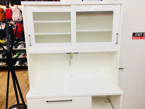 カップボード・食器棚の大型家具　レンジボード