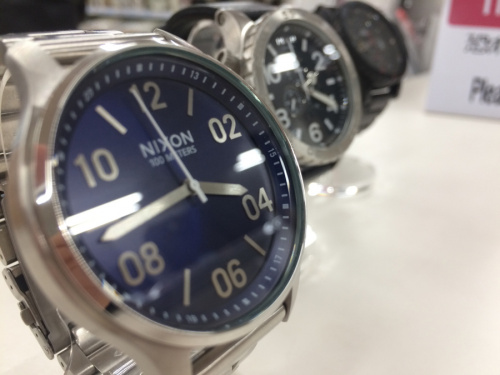 NIXON 　東大阪の腕時計　NIXON