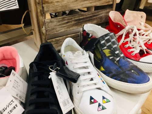 Niko and 販売 東大阪