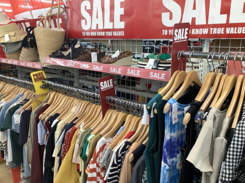 古着　販売　関西の夏物お洋服　販売　東大阪