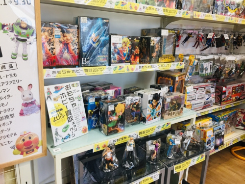 フィギュア　東大阪のおもちゃ　中古　東大阪
