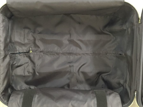 ルイヴィトン　キャリー　大阪