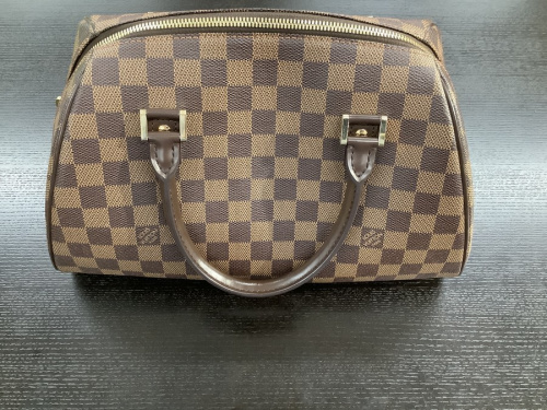 LOUIS VUITTON　東大阪のブランド　買取　大阪