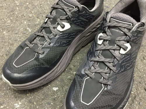 スニーカー 中古 大阪のHOKAONEONE(ホカオネオネ) 中古 大阪