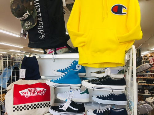 adidas（アディダス）　中古　大阪のスケーターブランド　中古　大阪　