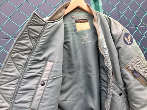 バズリクソンズの買取