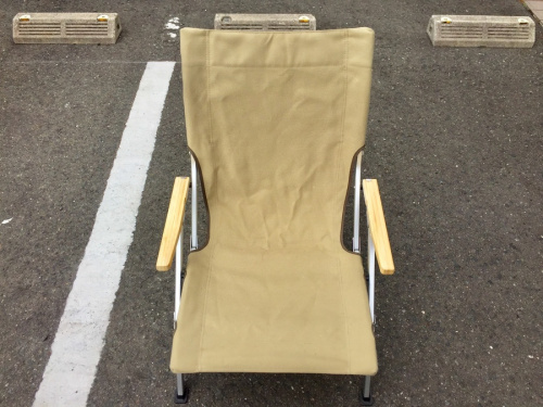 キャンプ用品のローチェア