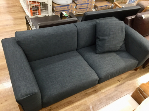 家具のソファ
