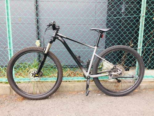 自転車のマウテンバイク