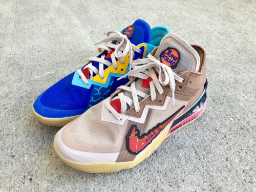 スポーツシューズのNIKE
