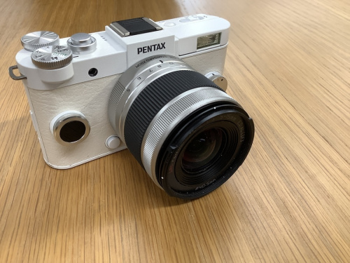 PENTAX ミラーレス一眼 Amazon | PENTAX ミラーレス一眼 K-01 レンズキット [DA40mmF2.8XS
