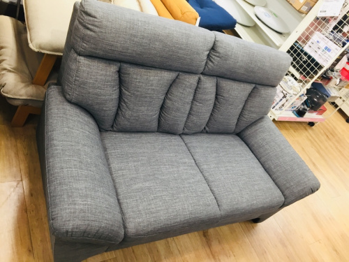 家具のソファ
