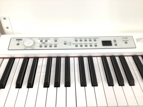 楽器のピアノ