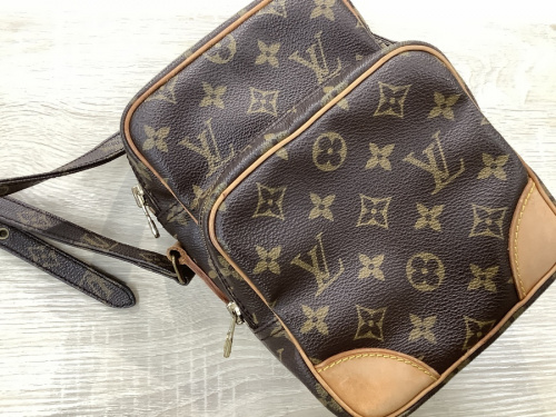 バッグのLOUIS VUITTON